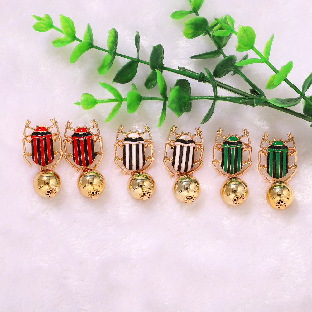 Geometric Spherical Color Striped Beetle Metal Creative Fashion Earrings Wholesale Nihaojewerly display picture 8