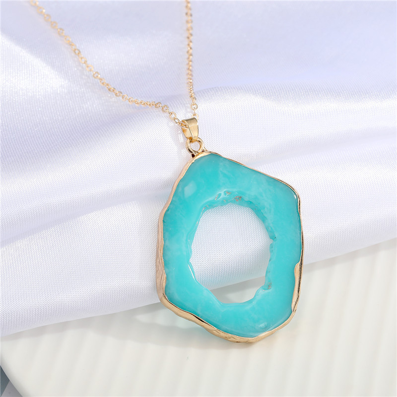 New Exaggerated Personality Irregular Hollow Resin Necklace display picture 6