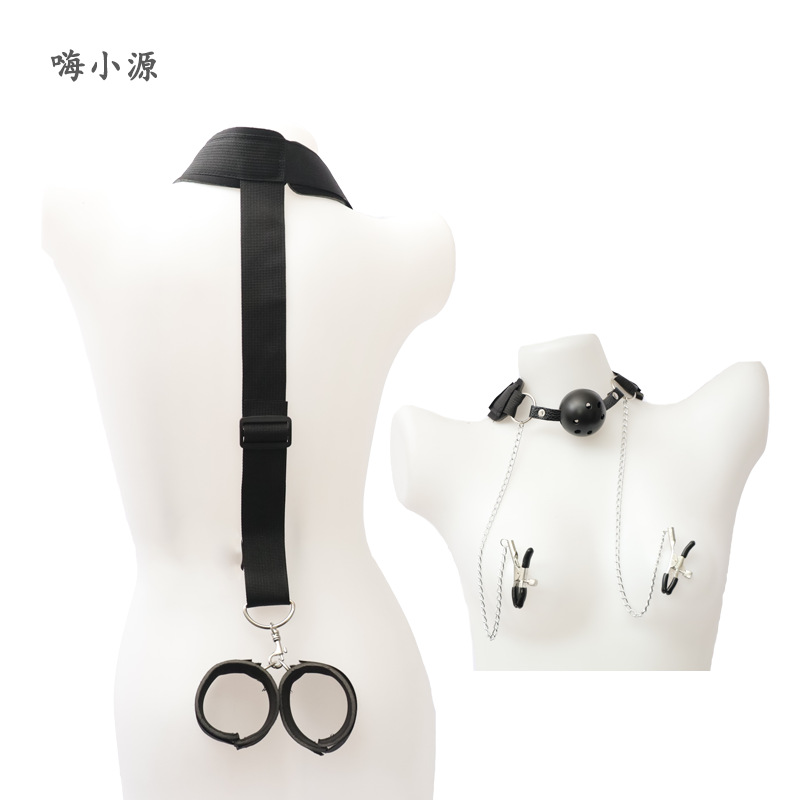 Interesting SM anti -back handcuffs campaign stuffed water ball plug…