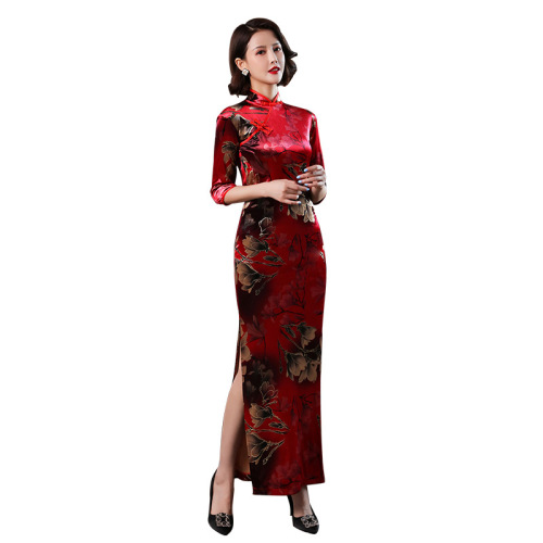 Female modified flowers floral cheongsam dress mother temperament of the new womenChinese dresses qipao retro cheongsam high-end pleuche skirt