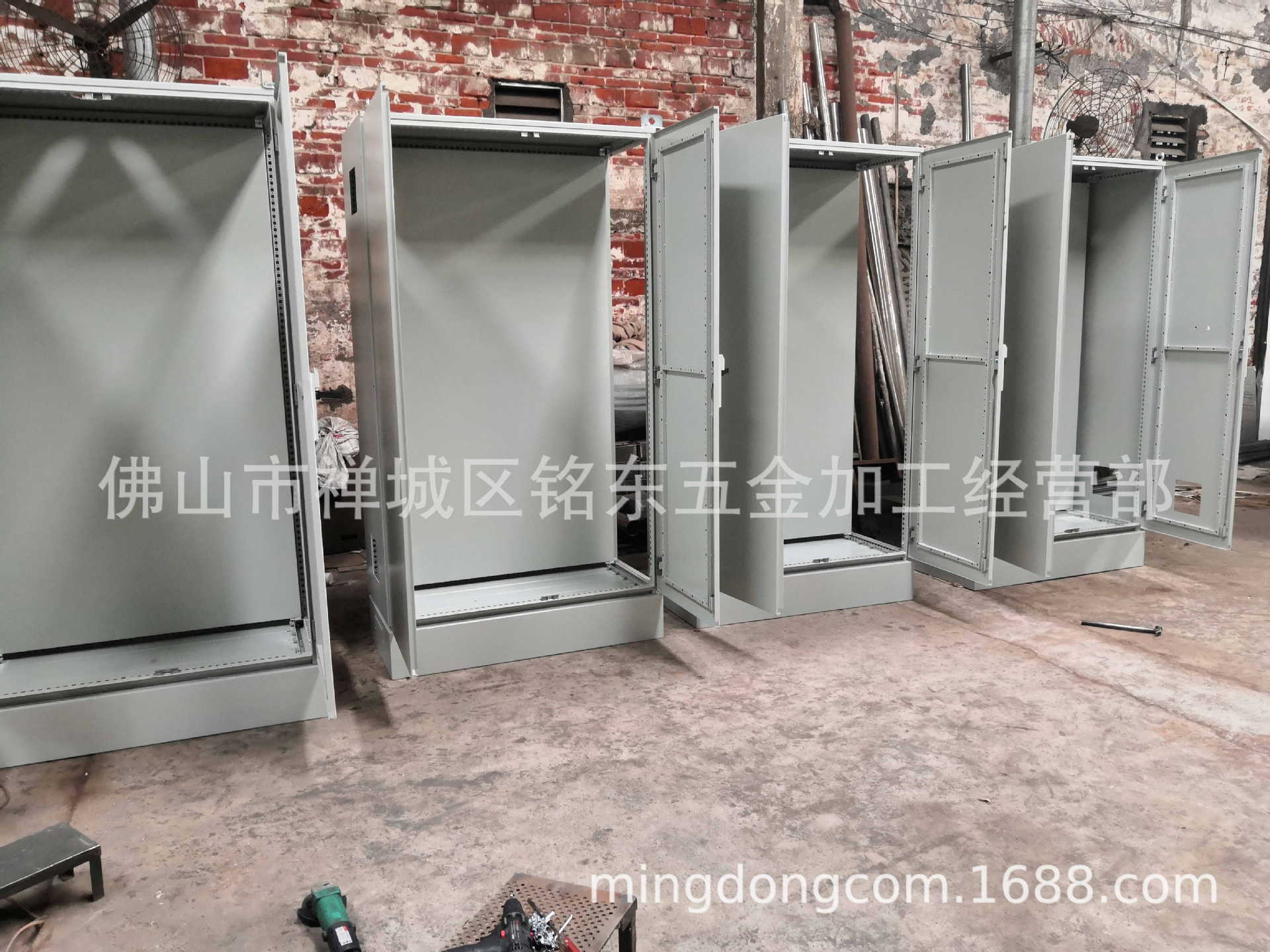 佛山铭东电柜加工厂家 配电柜加工 钣金机箱机柜定制 冲孔加工