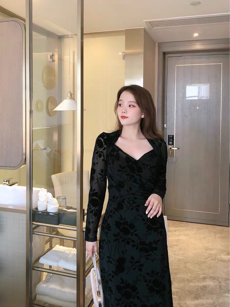 民国改良旗袍优雅露锁骨植绒长款连衣裙