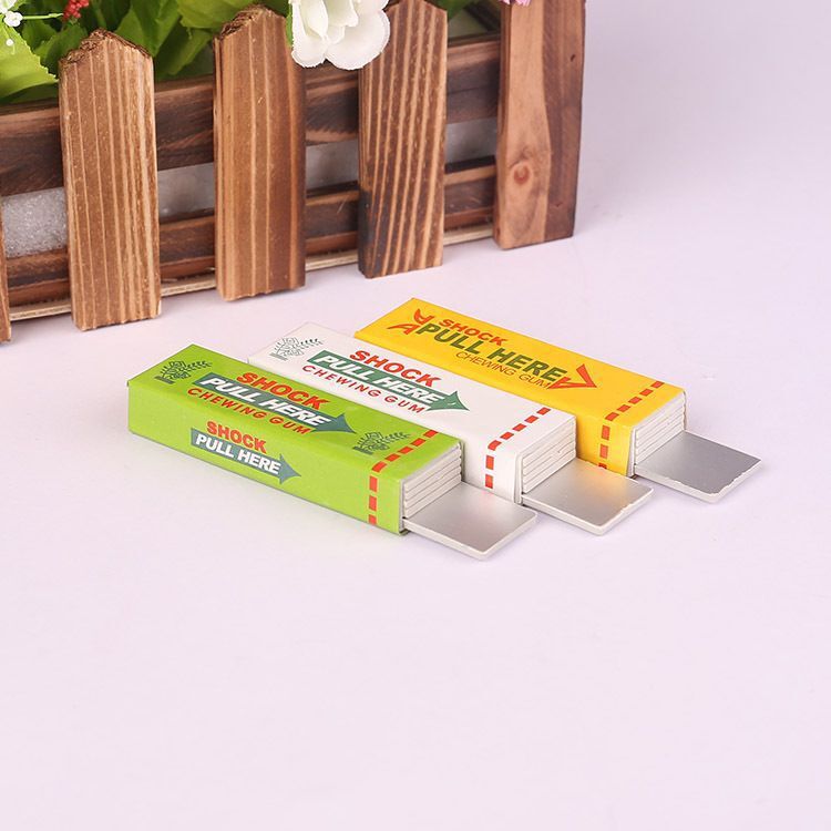 Yiwu supply electric shock whole person funny toy chewing gum electric shock man chewing gum spoof