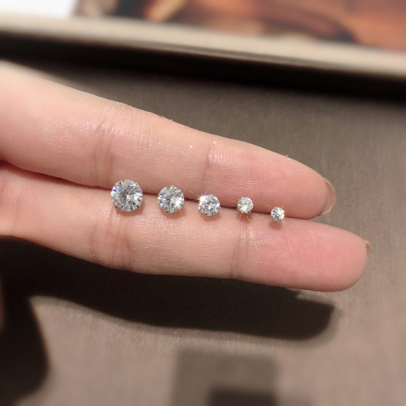 S925 Sterling Silver Diamond Small Earrings 3-10mm Men and Women Zircon Simple Ear Bone Nails S925 Sterling Silver Diamond Small Earrings 3-10mm Men and Women Zircon Simple Ear Bone Nails