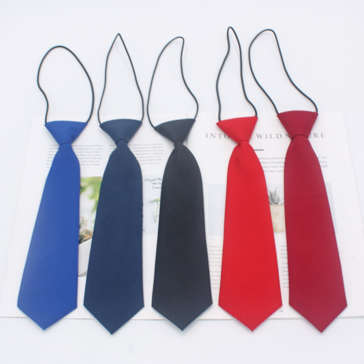 Lugar de fábrica Versión coreana de corbata de color sólido mate para hombres y mujeres Corbata jk de negocios de moda de 7cm gratis