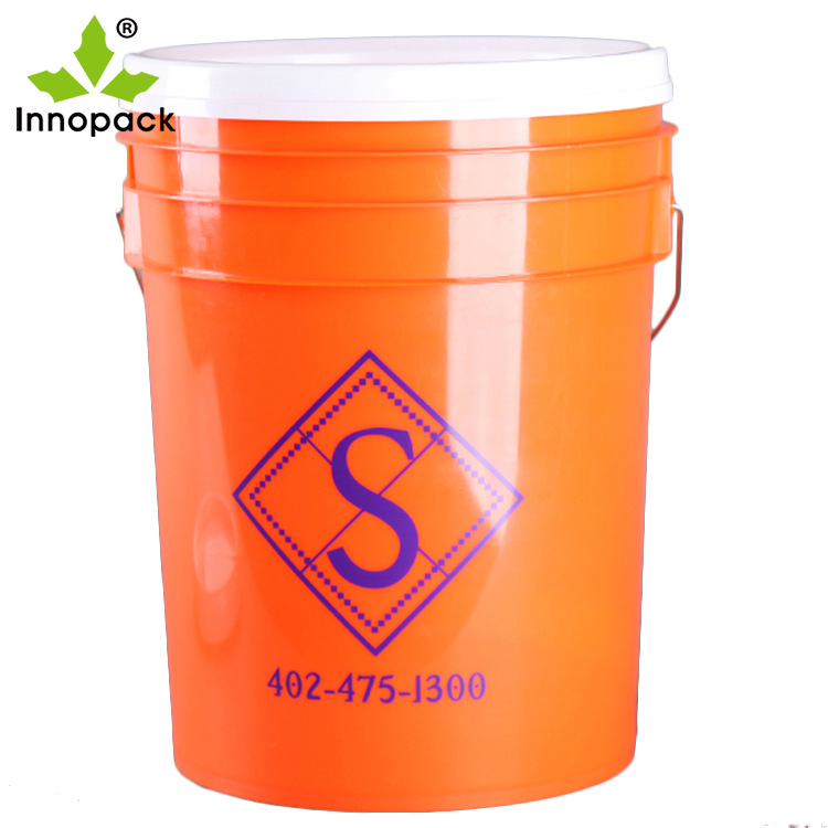 生产商塑料材质油嘴桶，油盖可选色，支持印刷，20L储油量