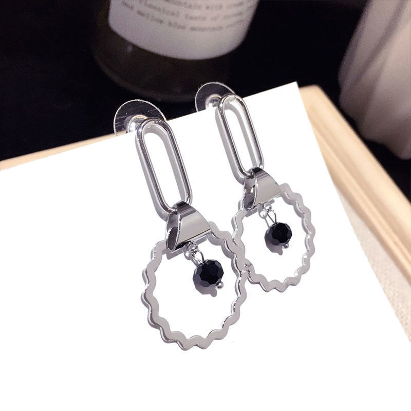 Heart Metal Zircon Earrings display picture 3