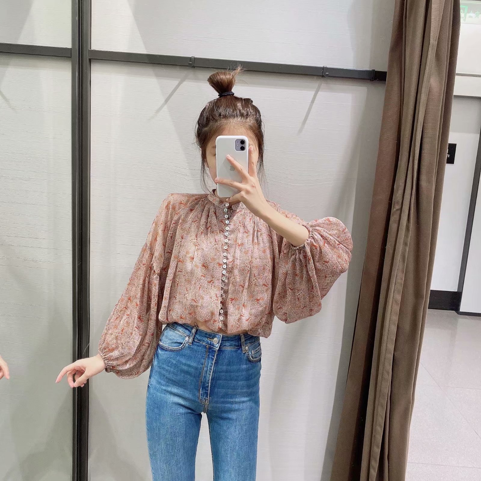 wholesale autumn print short women's lantern sleeve chiffon shirt top NSAM4301