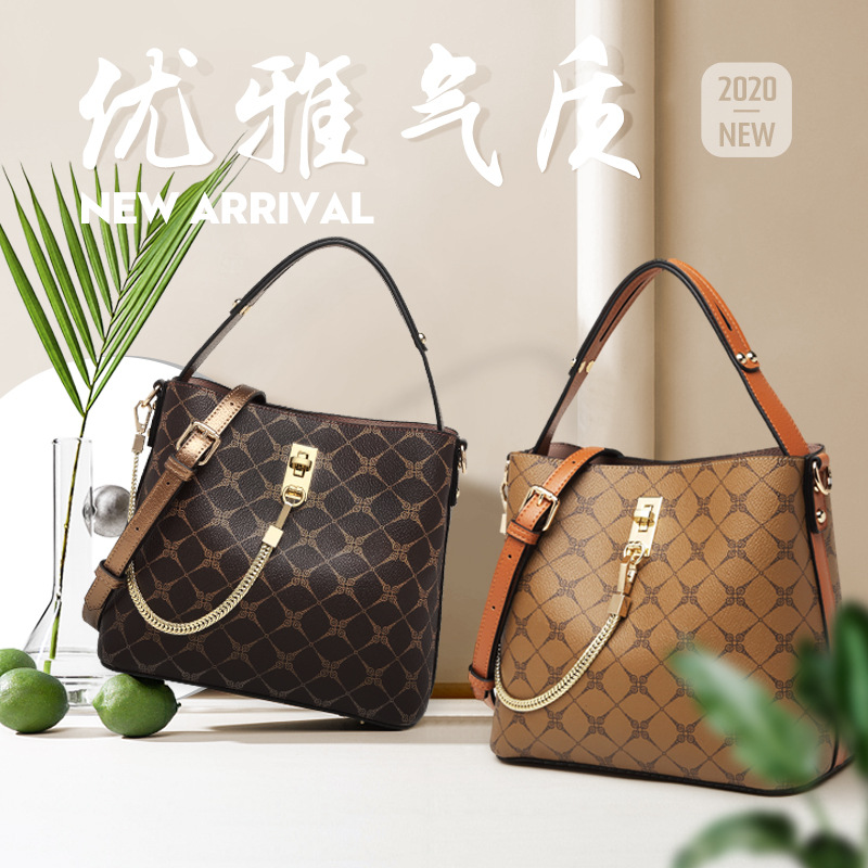 Tigre Popular Bucket Bag Women's Bag Single Shoulder Diagonal Celebrity PVCSummer Small Bag8643