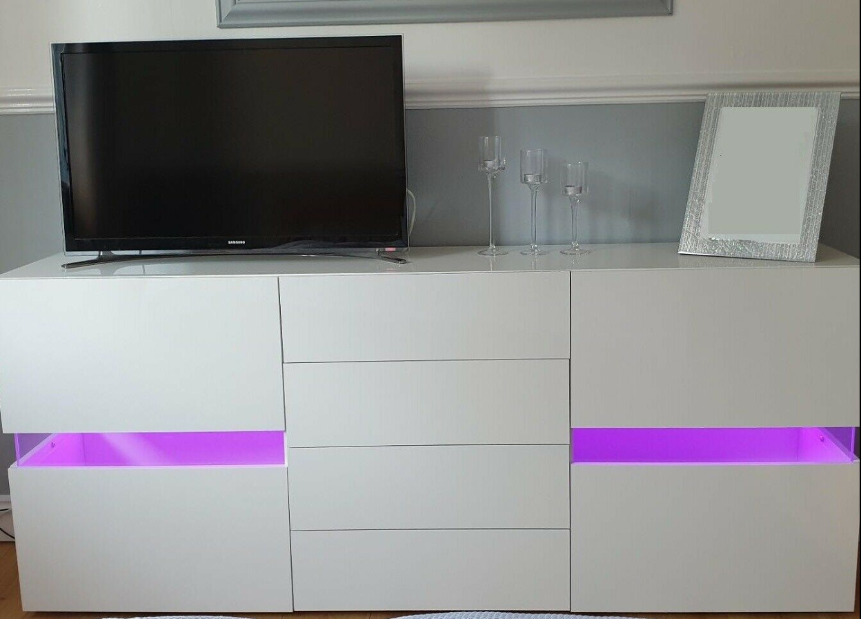Fuente de la fábrica de madera moderna gabinete lateral de ahorro de espacio ambiente LED gabinete lateral atmósfera gabinete lateral