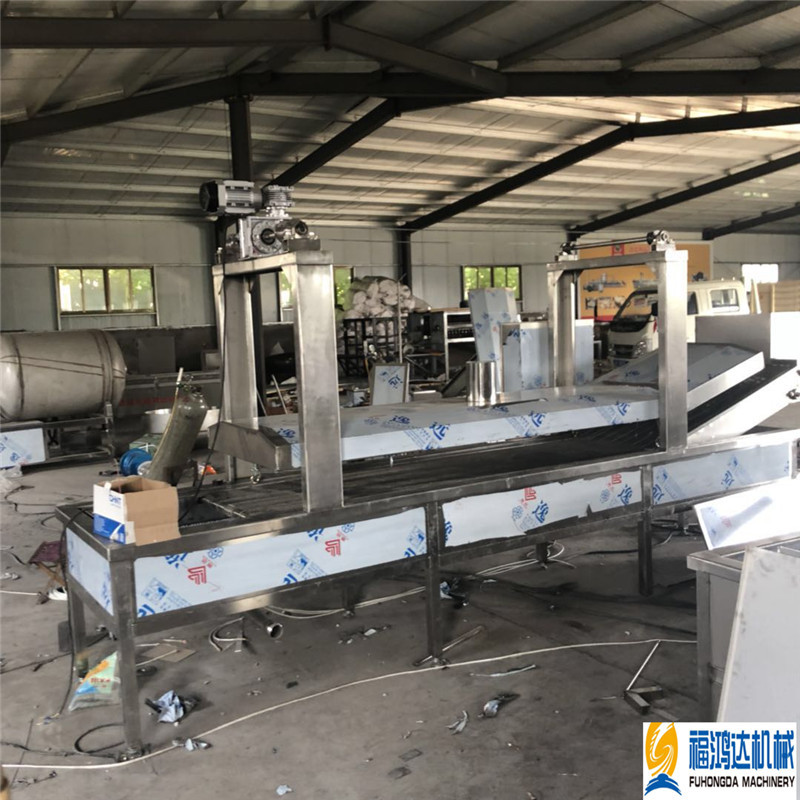 网带式猪肉排油炸机 肉排上浆裹粉油炸生产线 鸡块油炸机