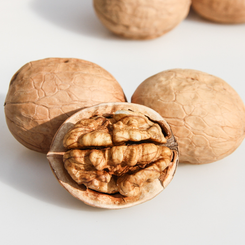 Red Fly Fried Walnuts Herbal Walnut 5 Independent Small bag Fried walnut with pepper and salt