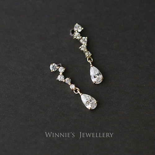 S925 sterling silver plated 14K gold stud earrings, exquisite micro-paved zirconium diamonds, shiny mini temperament, versatile earrings stud earrings for women