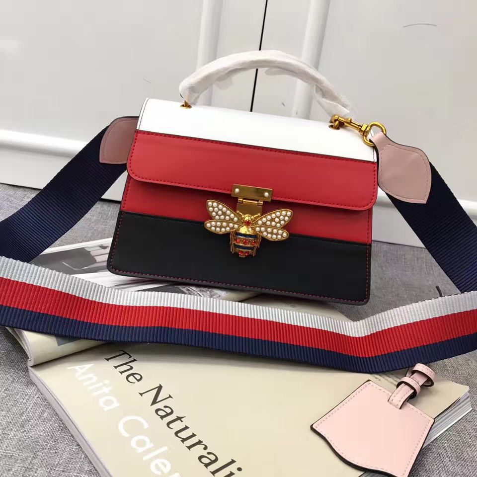 4351573526_1738372128