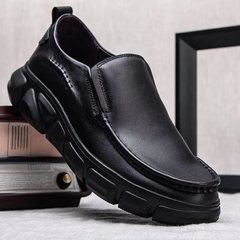 休閒皮鞋男頭層牛皮軟底輕便英倫套腳厚底增高頭層牛皮男士一腳蹬