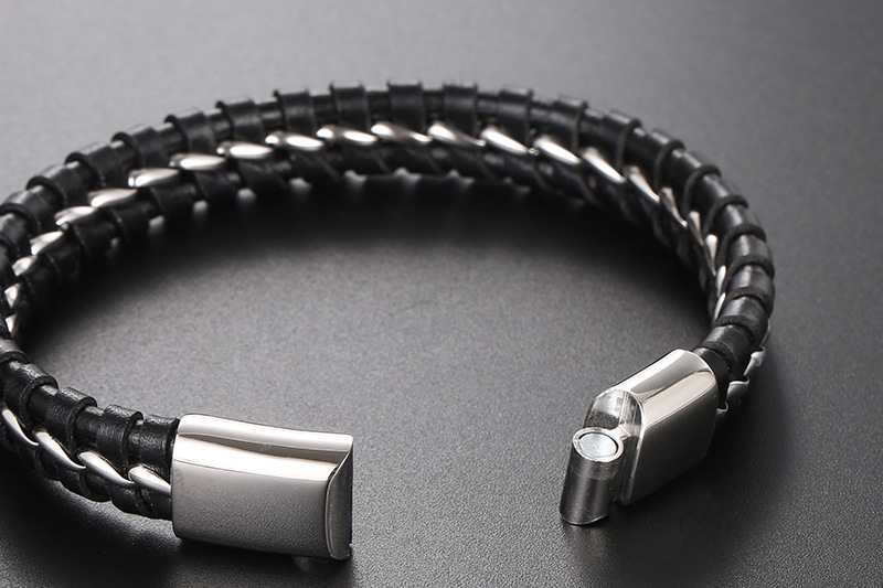 Korean Titanium Steel Braided Leather Bracelet Men's Bracelet display picture 4