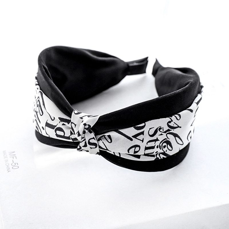 High-end Letter Printed Fabric Headband Wholesale display picture 9