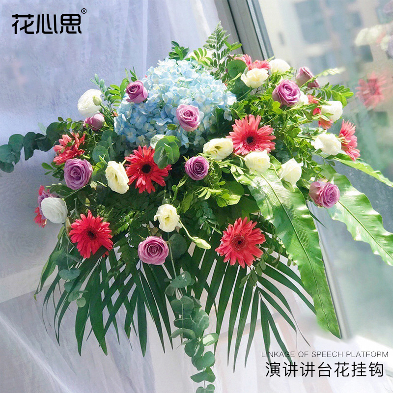 12353748940_923923723