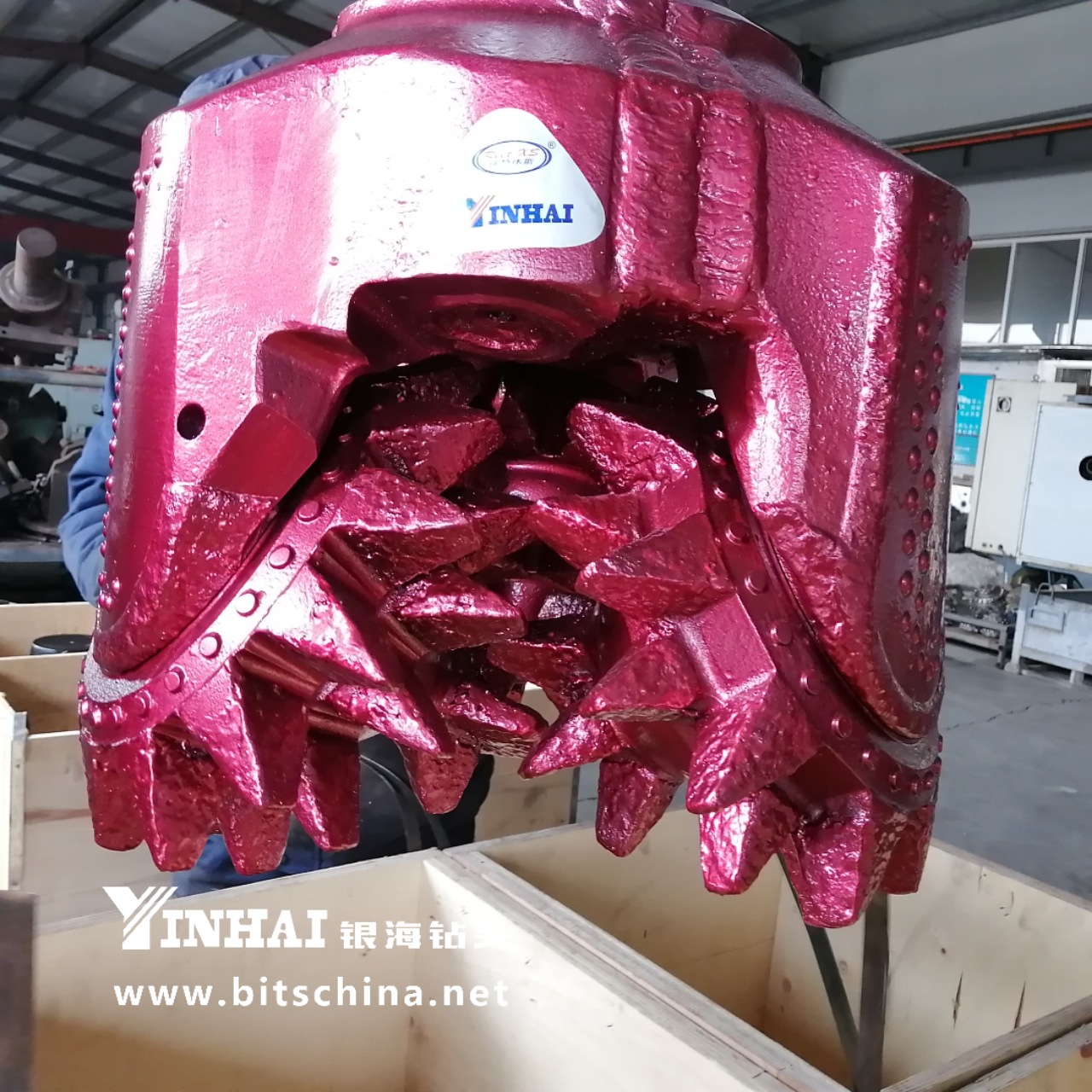 银海钻头厂家供应 YHA12 1/4-137钢尺三牙轮钻头