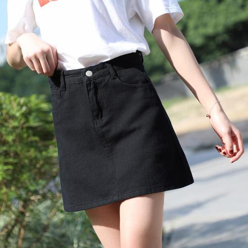 Black denim skirt, women's short half-length skirt, 2024 spring new Korean-style high-waisted student white A-line hip-hugging skirt