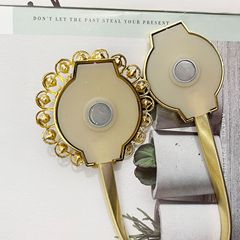 御可家 跨境歐式合金花磁鐵窗簾扣免打孔免安裝免掛鈎可定顏色
