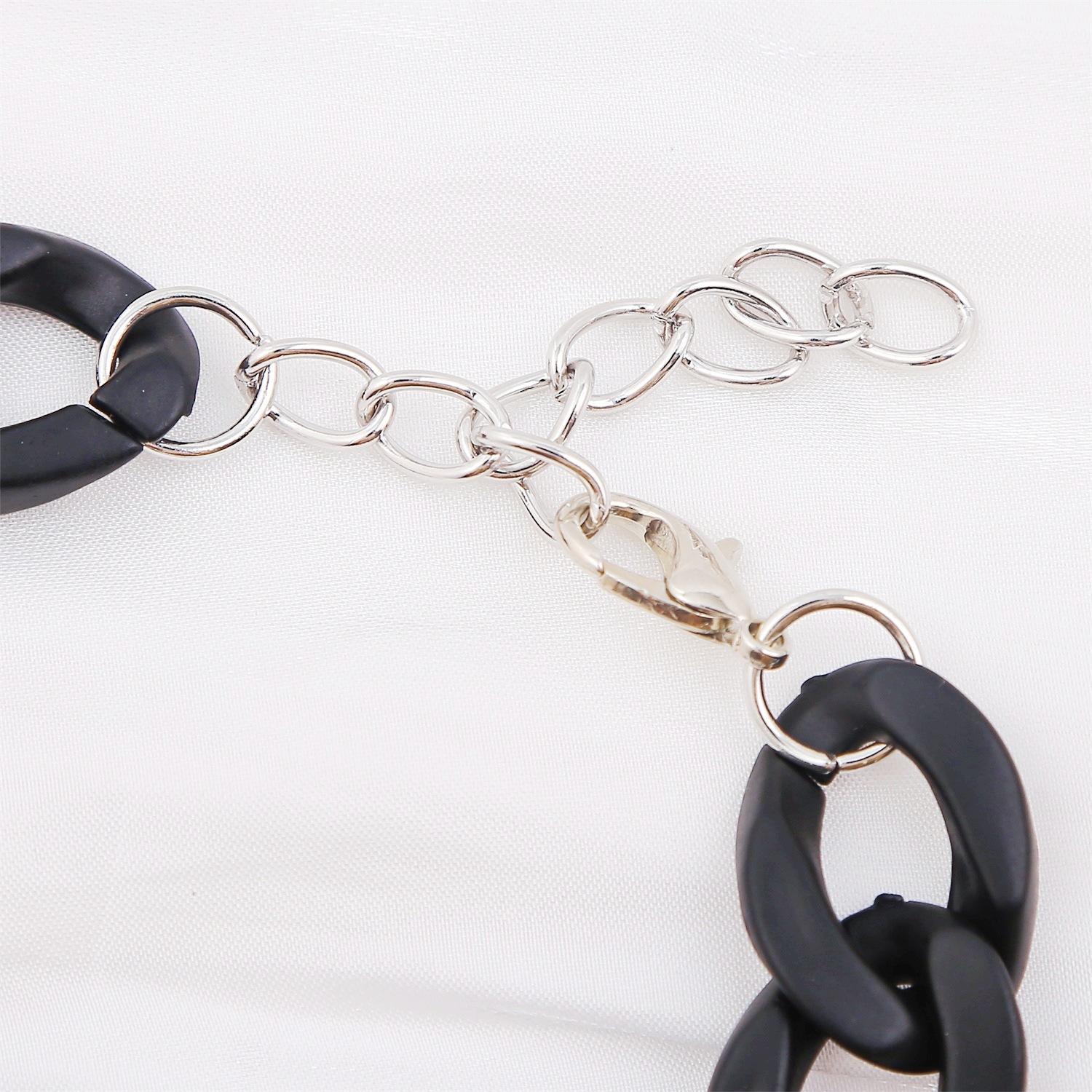 Personalised Acrylic Chain Necklace For Women Statement Jewellery_voghion.com