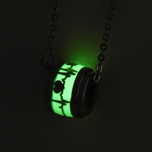 European and American New Products Titanium Steel Couple Pendant Fresh Creative ECG Night Light Necklace Stainless Steel Jewelry Wholesale