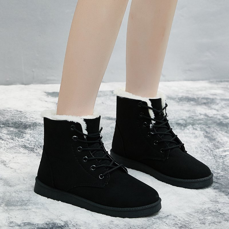 Nuevo invierno forrado de lana gruesa botas de nieve de las mujeres zapatos de algodón caliente botas cortas Martin botas de Comercio Exterior más zapatos de tamaño