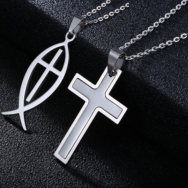 8g Weight 0.03µm Gold Plating Thickness Electroplating Gold Plating Process 18K Real Gold Plated Plating Material Retro Cross Stainless Steel Plating Pendant Necklace 1 Piece