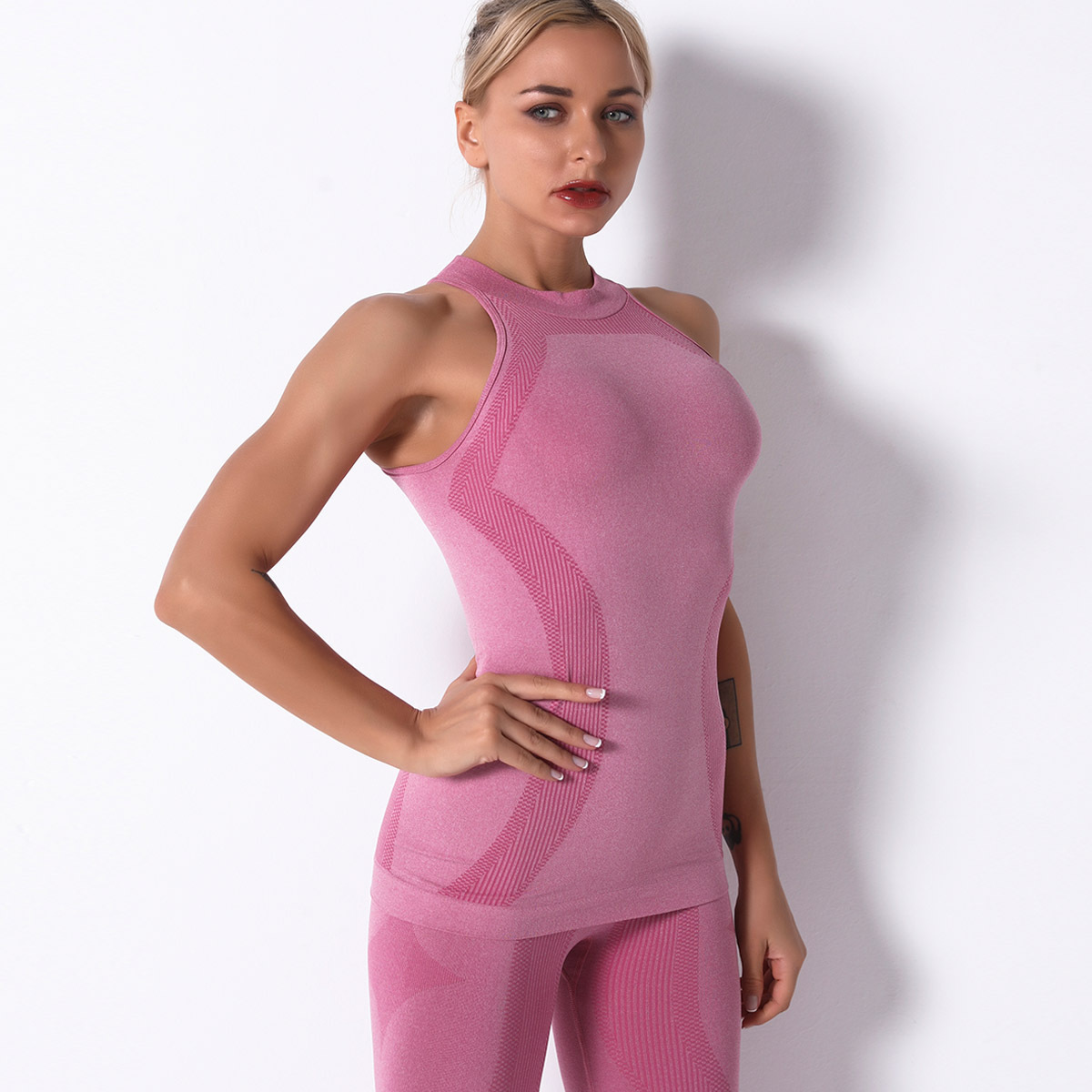 seamless knitted round neck sports vest NSNS10693