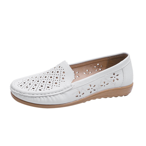 Middle-aged and elderly mother's shoes summer new soft-soled non-slip nurse shoes women's shoes Korean version versatile hollow breathable single shoes