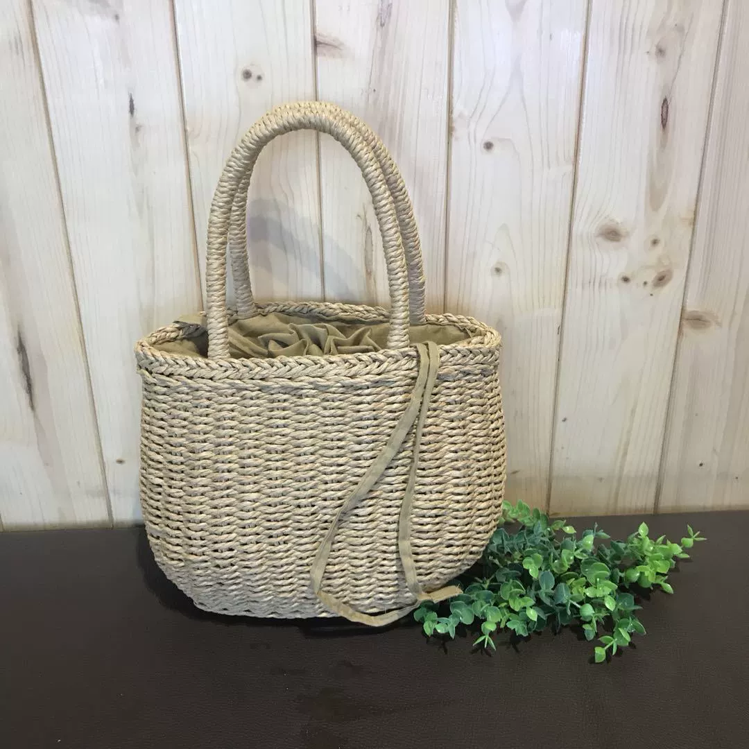 Retro straw bag, beach basket for leisure, Mori