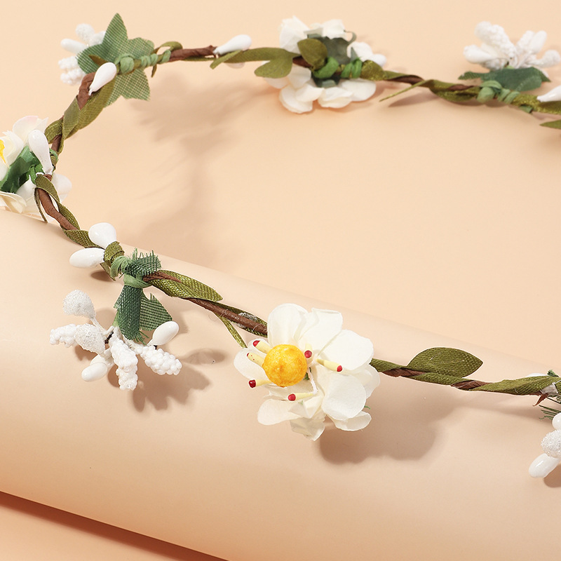 Korean Hot Sale Rattan Two-color Flower  Garland Headband   Wholesale display picture 3