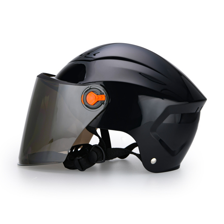 Nuevo casco de ciclismo eléctrico, casco de motocicleta, casco de verano para hombres y mujeres, stock de una pieza