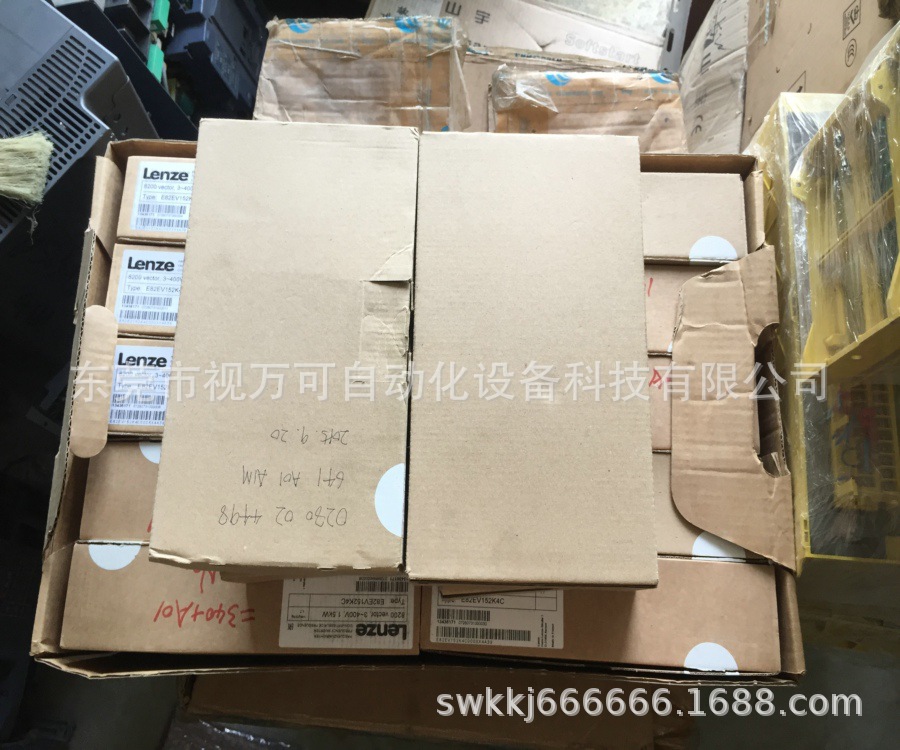 供应全新原装正品 E82EV302K2C 伦茨LENZE变频器质量保证现货议价