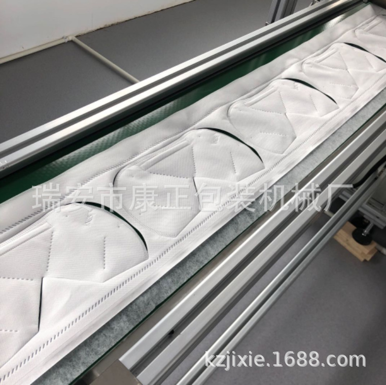 工厂直销N95口罩打片机 KN95切 片机  半自动口罩N95压片机