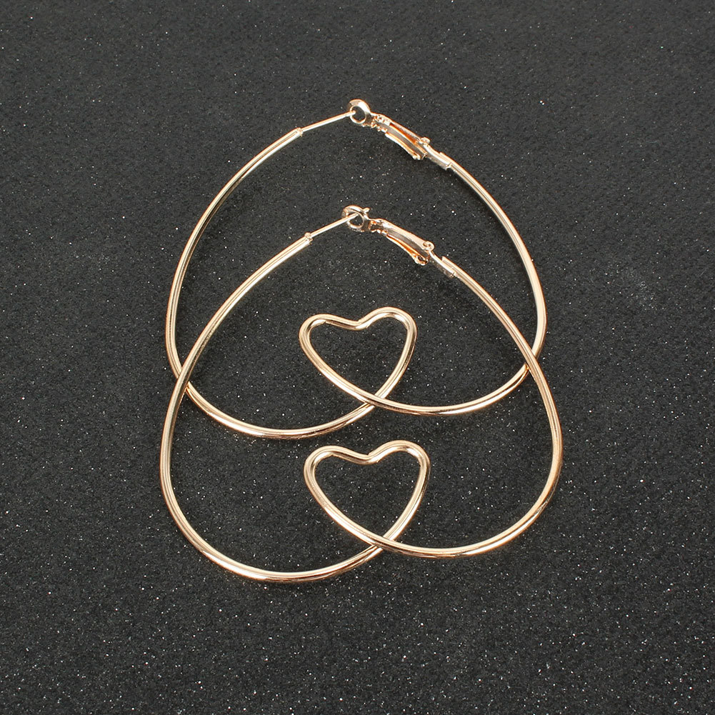 Simple Heart-shaped Love Alloy Earrings display picture 3