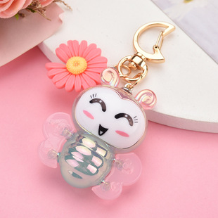 Simulation D'été Transparent Tasse Lumineux Keychain Glace Fissure Clignotant Lumière Acrylique Diamant Corde Pendentif De Voiture Porte-clés En Gros display picture 17