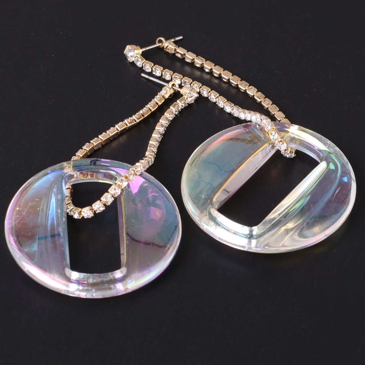 Übertriebene Geometrische Schmetterlingstropfen Transparente Krallenkette Diamantohrringe Für Frauen Großhandel display picture 8