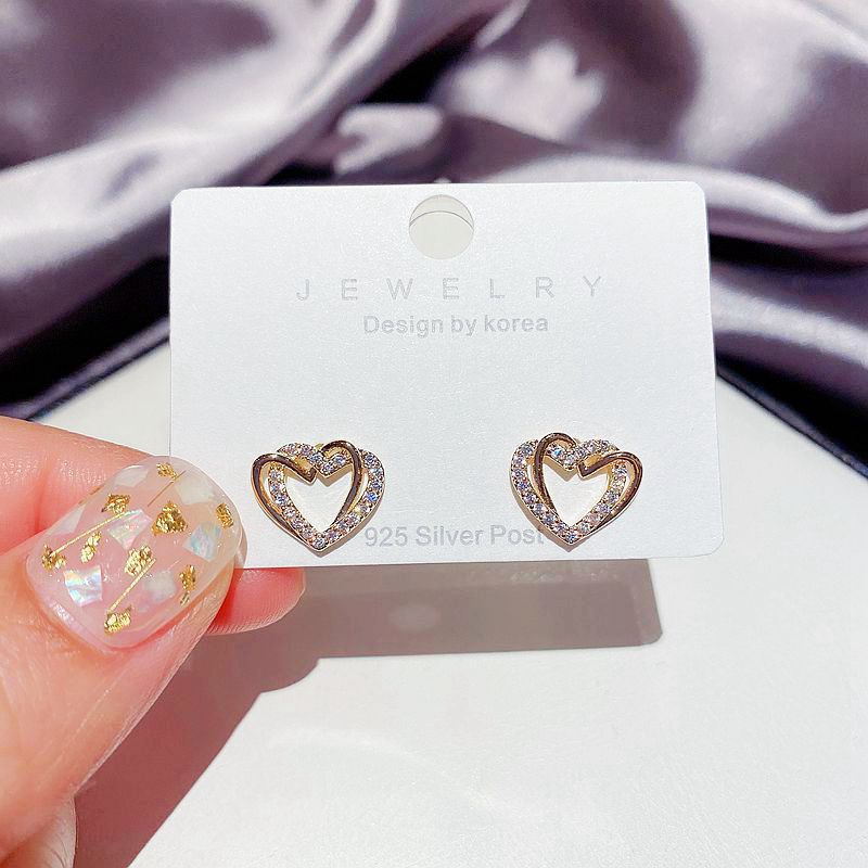 Fashion Zircon Micro-inlaid Heart-shaped Earrings display picture 5