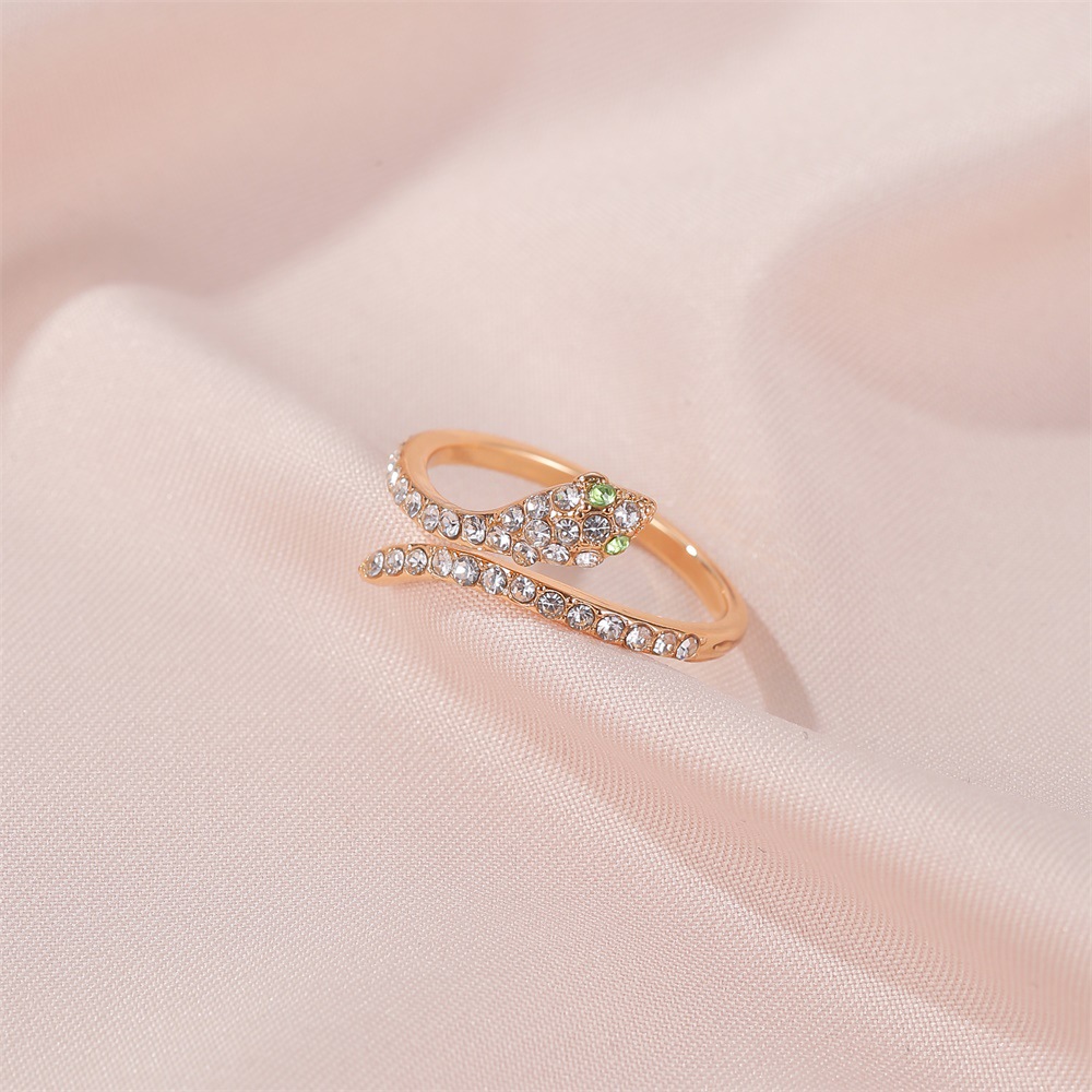 Best-selling Hand Jewelry Temperament Flash Diamond Full Diamond Snake Ring Delicate Zircon Open Ring Explosion Accessories Wholesale Nihaojewelry display picture 3