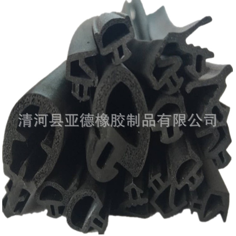 pvc防撞胶条 弹性体胶条 PVC胶条 门窗防水胶条 PVC门窗密封胶条