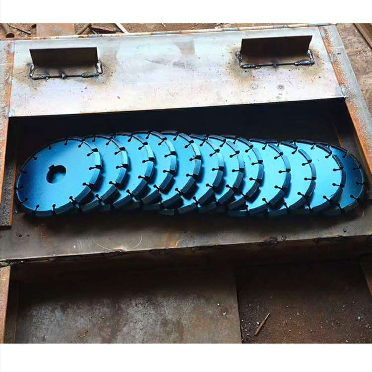 生产牛场刻纹片 钨合金钢刻纹片 地面刻槽刀片