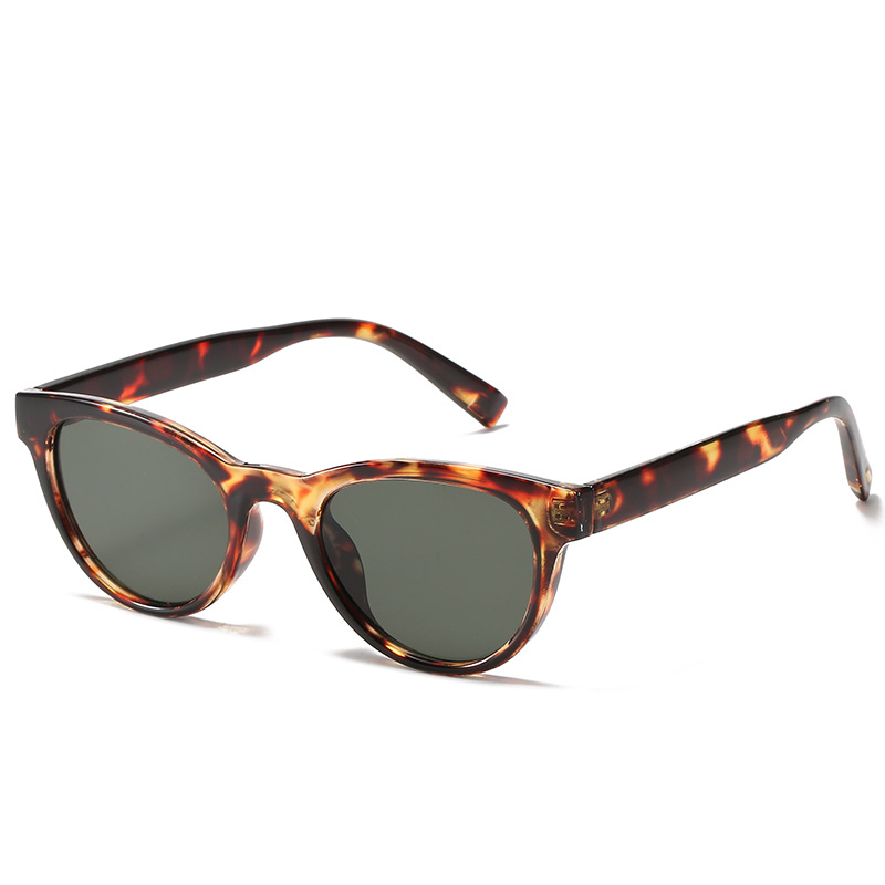 Nuevo ojo de gato gafas de sol Comercio exterior Pequeño Libro Rojo gafas de sol de La Vendimia hombres y mujeres Xia Han Chao Fábrica directa