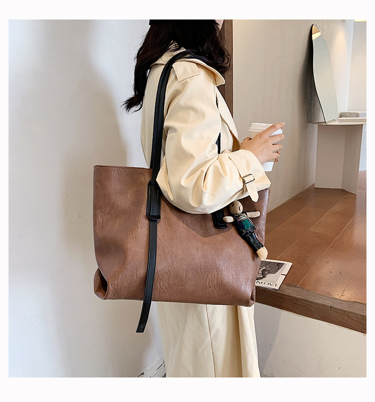 Largecapacity handbags fashion big simple soft leather shoulder tote bagpicture17