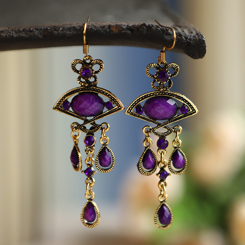 Vintage Fan-shaped Water Drop Ethnic Earrings Wholesale display picture 1