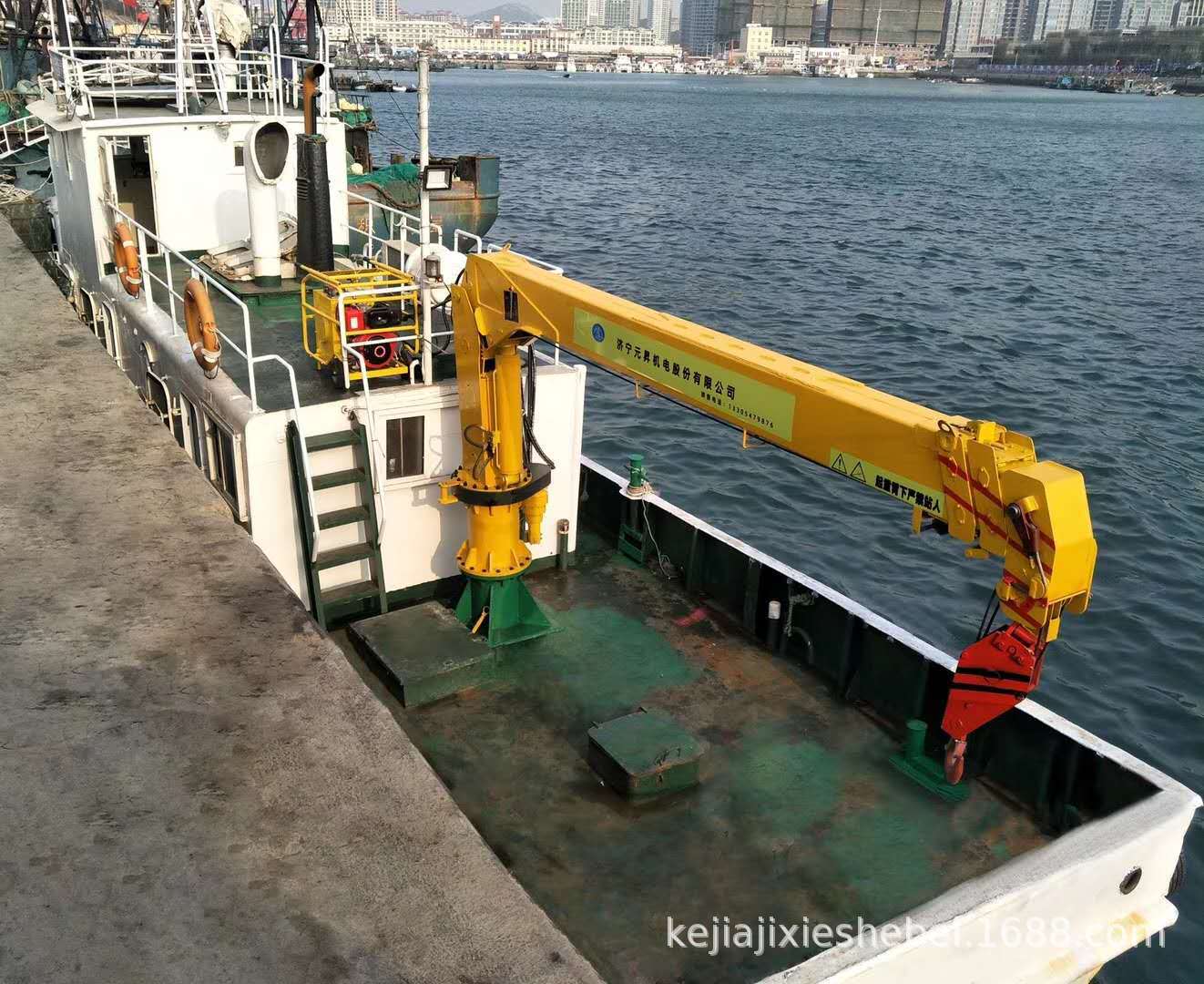 船用吊机
