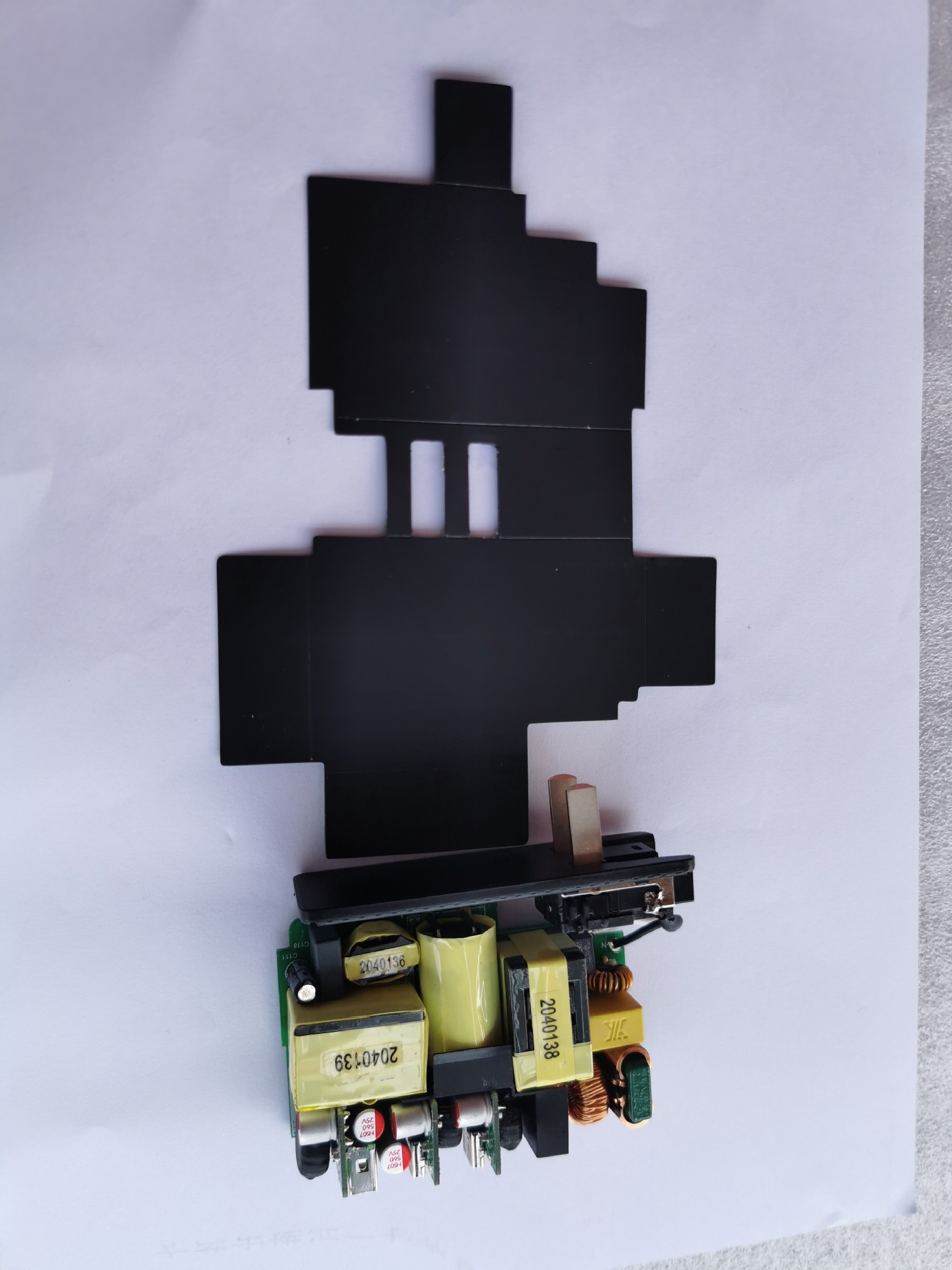 厂家直供充电器绝缘片麦拉片 防火阻燃耐高温带背胶PC材质绝缘片