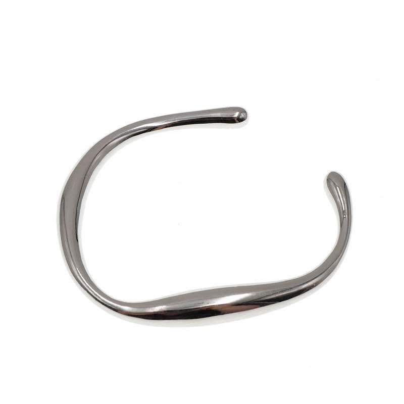 925 plata esterlina Corea del Sur Dongdaemun sólido irregular streamline pulsera femenina luz lujo Mori estudiante alto sentido