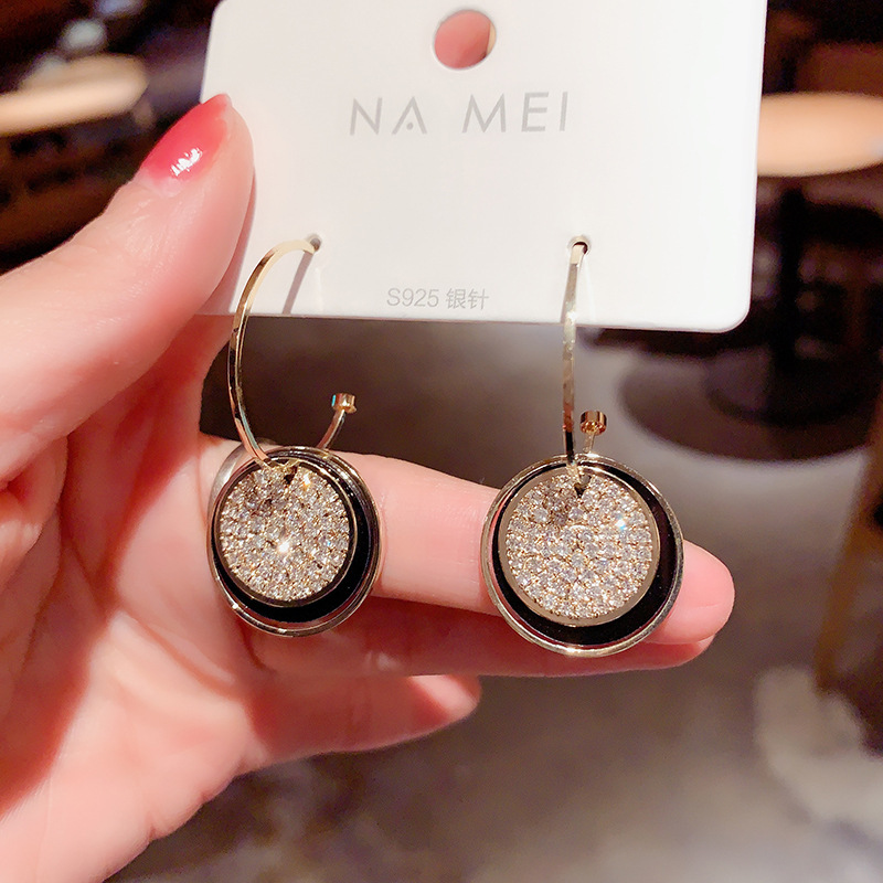 Full Diamond Disc Earrings display picture 3